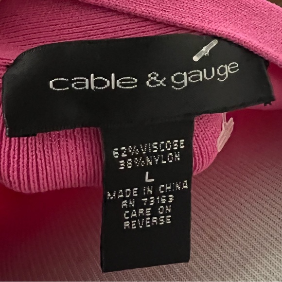 Cable & Gauge Blouse Size Large - Picture 4 of 5